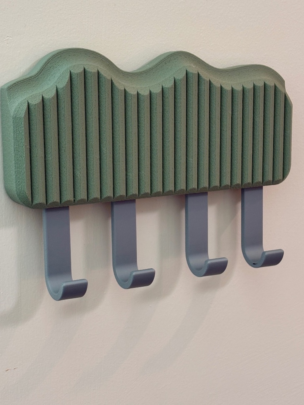 Wavy Wall Keyholder & Organiser - Keychain Holder